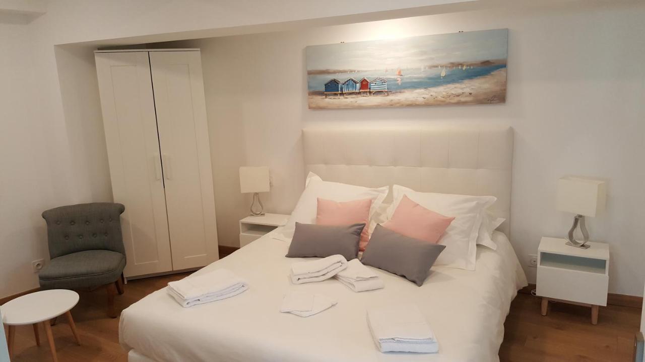 Le Castel Guesthouse Байо Екстериор снимка