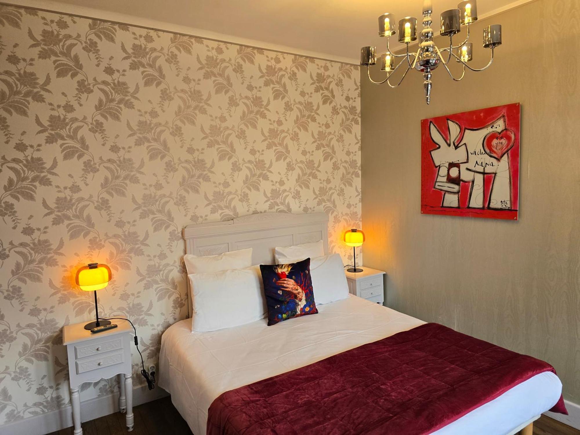 Le Castel Guesthouse Байо Екстериор снимка