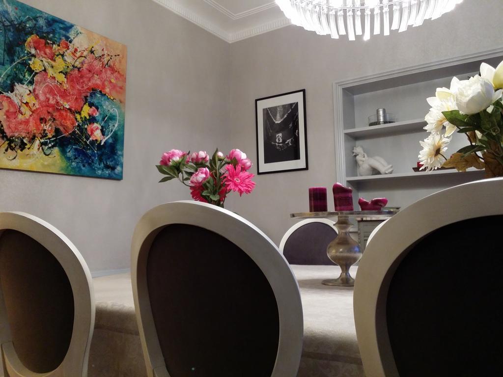 Le Castel Guesthouse Байо Екстериор снимка